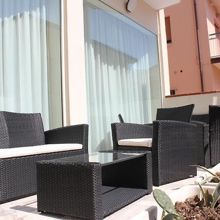 Hotel Marina Rimini Extérieur photo