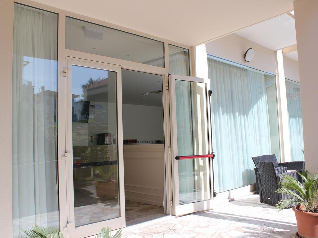 Hotel Marina Rimini Extérieur photo