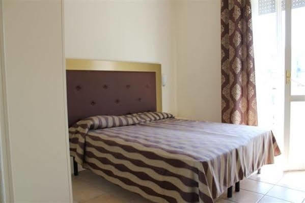 Hotel Marina Rimini Extérieur photo